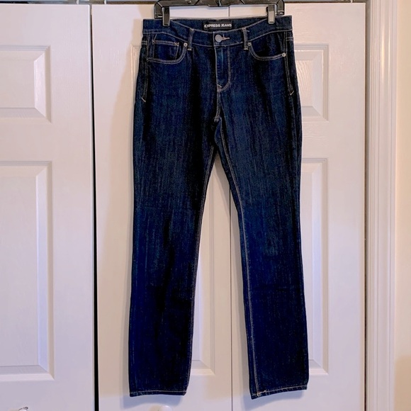 Express, straight leg cut jeans, with beautiful dark wash, size 8, EUC - Picture 1 of 11